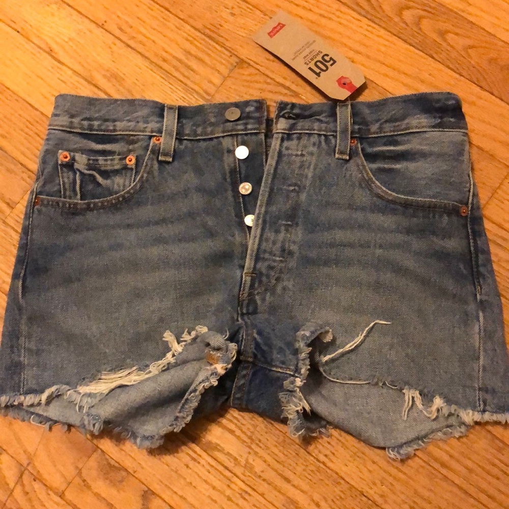 Brand new Levi 501 shorts with tags